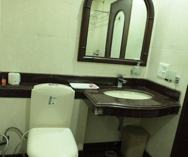 Hotel Rajmahal, Meerut 3
